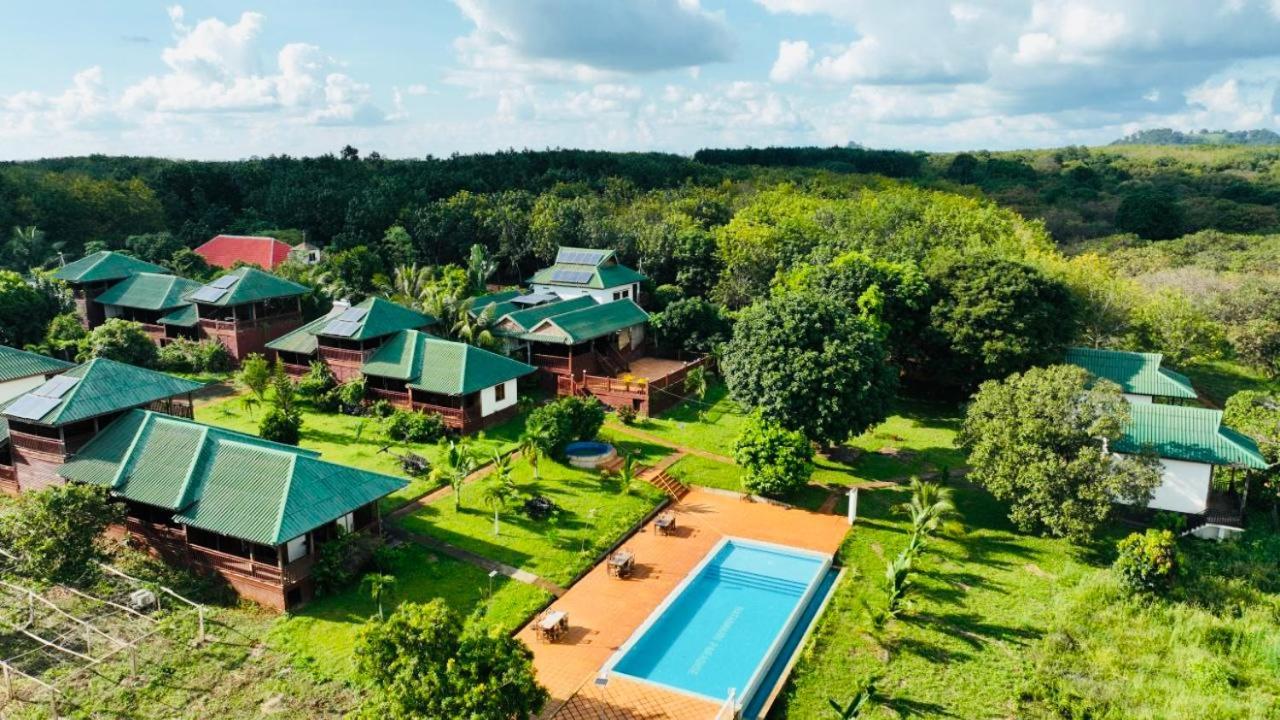 Ratanakiri Paradise Hotel & Restaurant Banlung Kültér fotó