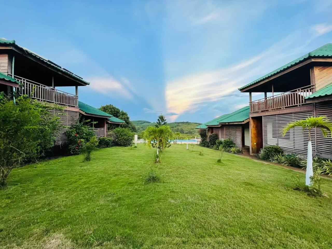 Ratanakiri Paradise Hotel & Restaurant Banlung Kültér fotó