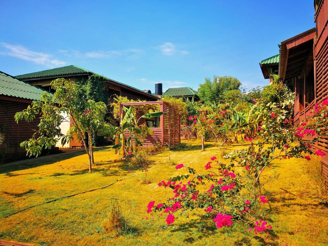 Ratanakiri Paradise Hotel & Restaurant Banlung Kültér fotó